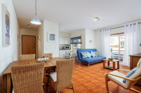 Pool and beach, Cabanas apartment